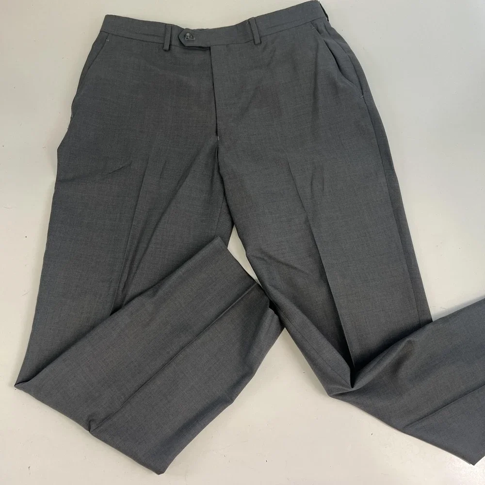 Jos A Bank Signature Suit Mens 42R 34x31 Gray Wool Silk Tailored Fit 2 Piece